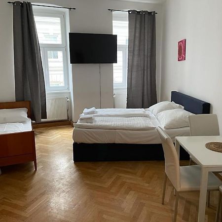Easybook-In Hotell Wien Exteriör bild