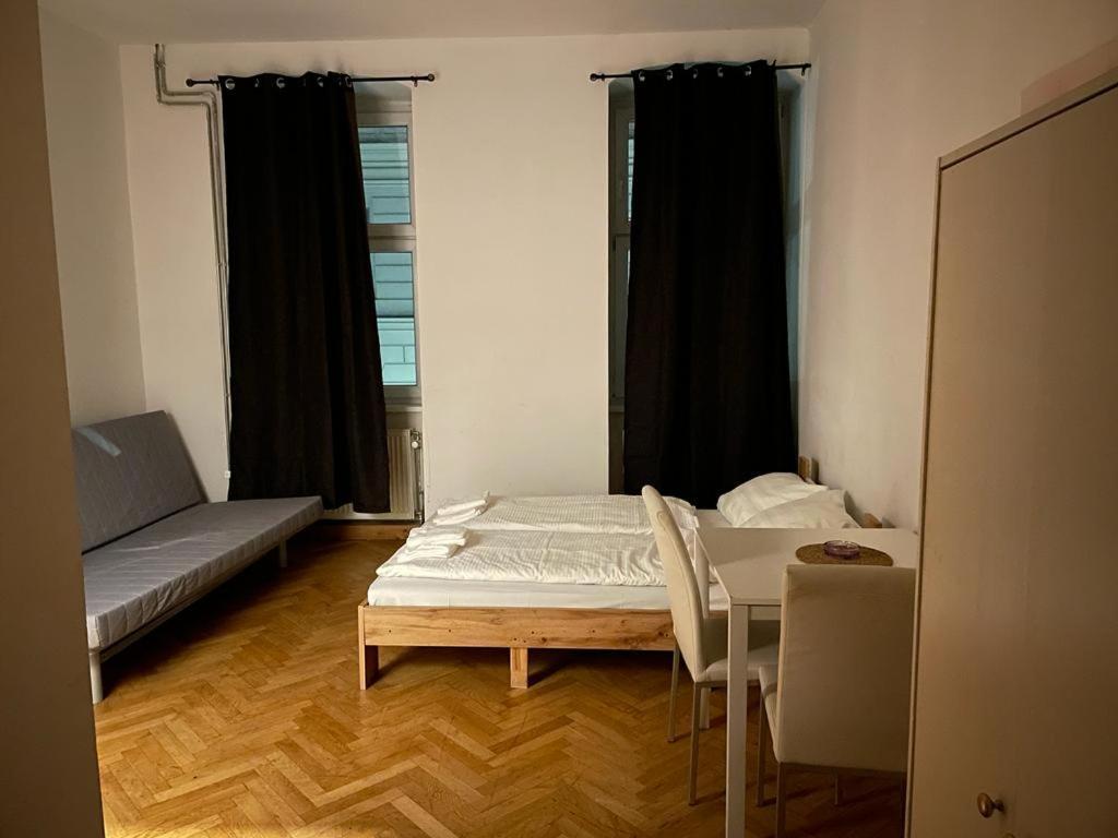 Easybook-In Hotell Wien Exteriör bild